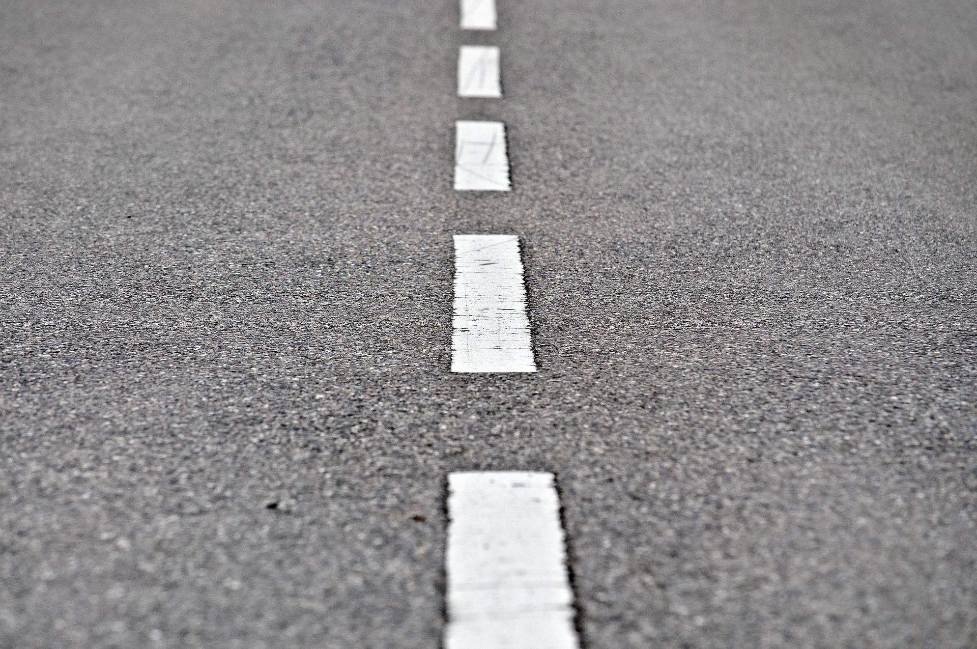 ¿Qué es el asistente de mantenimiento de carril?