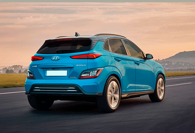 Hyundai Kona 150 kW EV 72 kW Tecno 2020 atras | Total Renting