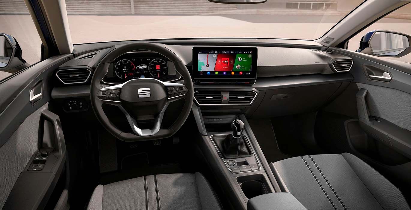 SEAT LEON 2.0 TDI Style XL interior delantera | Total Renting