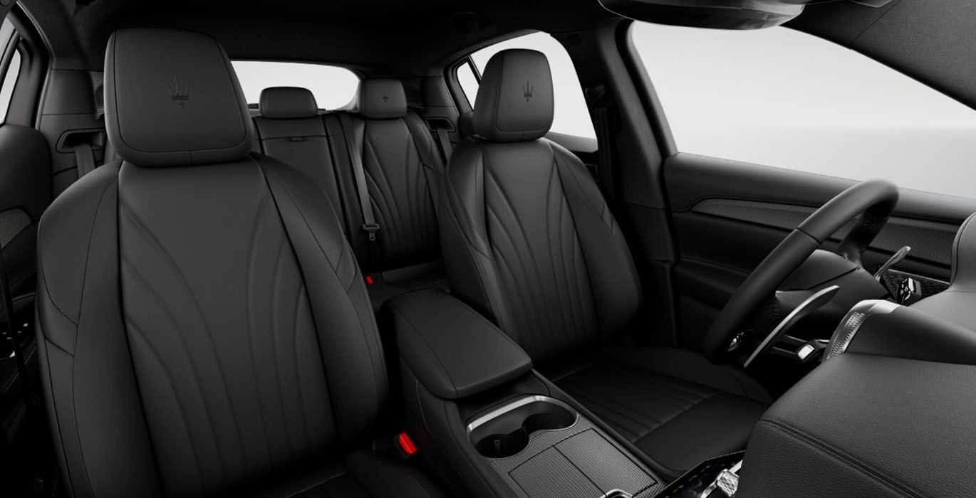 MASERATI Grecale GT interior trasera | Total Renting