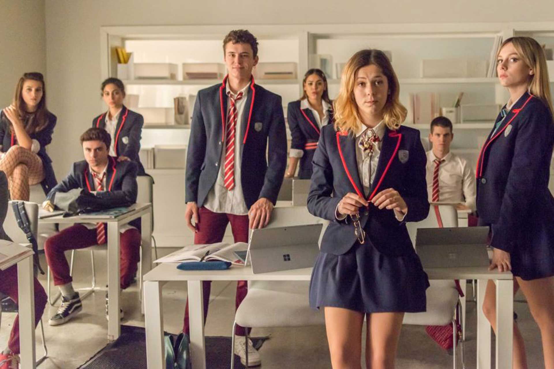 Estos son los coches que conducen los protagonistas de "Élite"