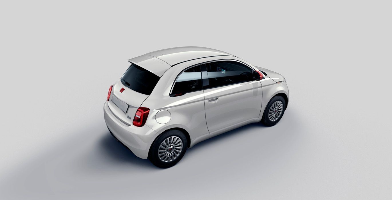 FIAT 500 RED Electrico exterior trasera | Total Renting