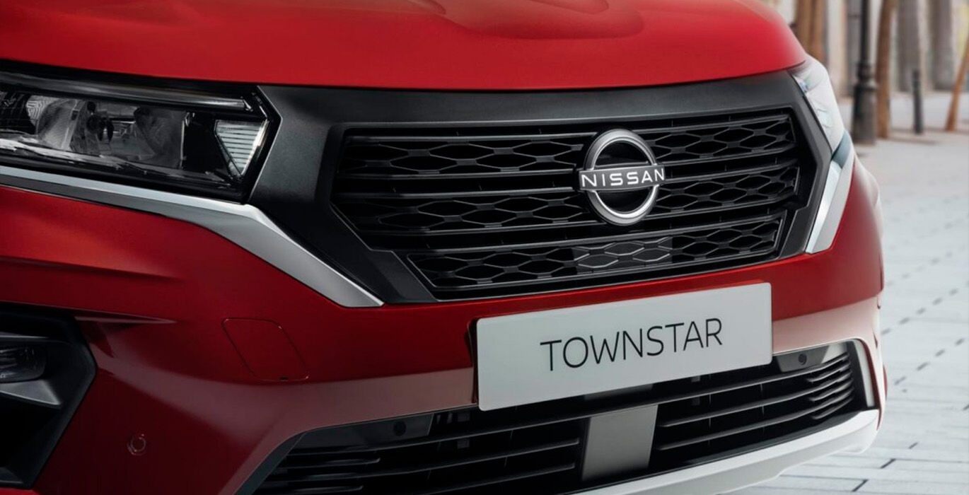Nissan Townstar Acenta 1.3G 5p exterior delantera | Total Renting