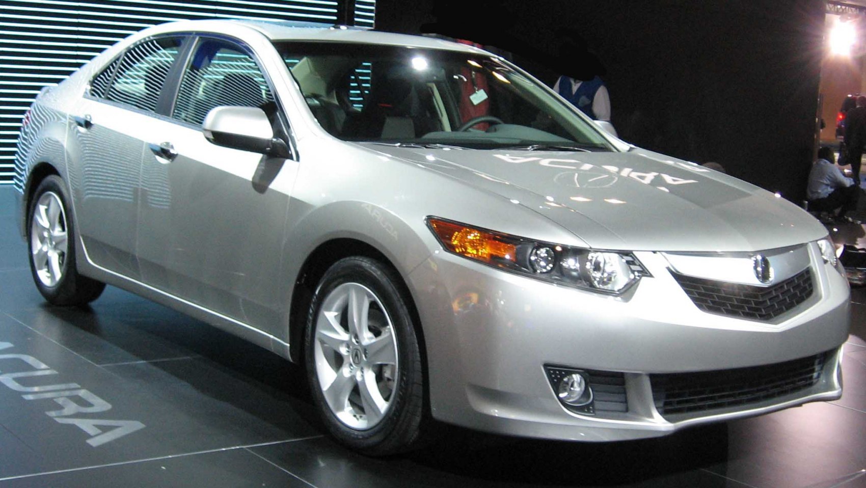 https://totalrenting.es/wp-content/uploads/2022/10/acura-tsx-ii-cu2-2009-2-4-i-vtec-201-cv-sportshift-berlina.png