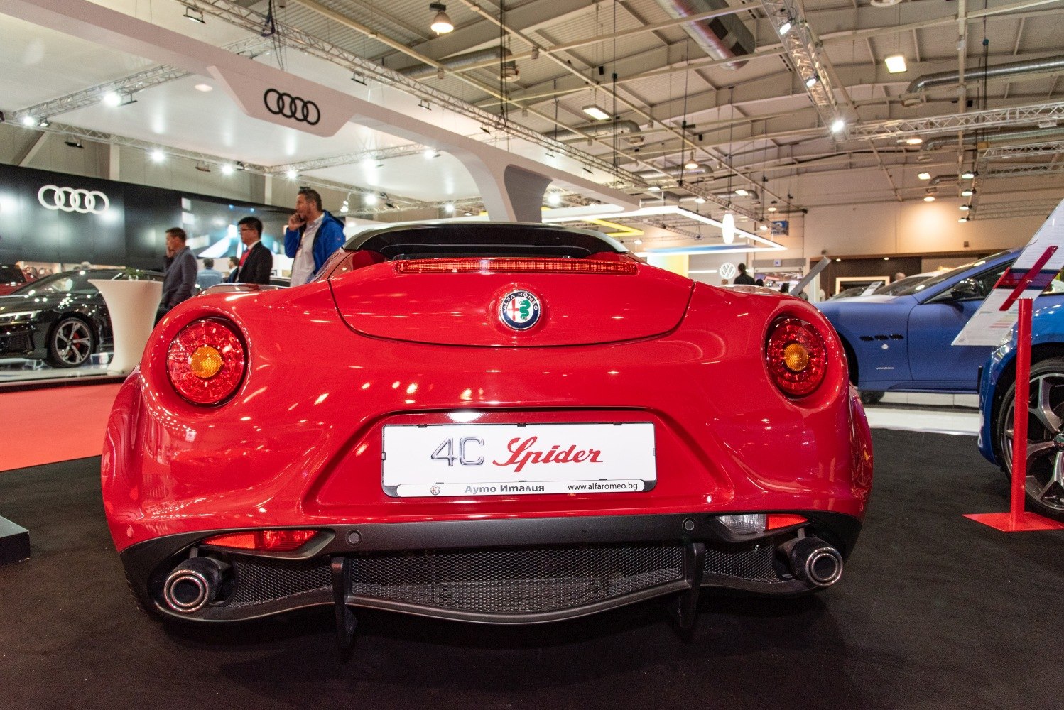 https://totalrenting.es/wp-content/uploads/2022/10/alfa-romeo-4c-spider-2016-1-7-240-cv-tct-cabriolet-13.png
