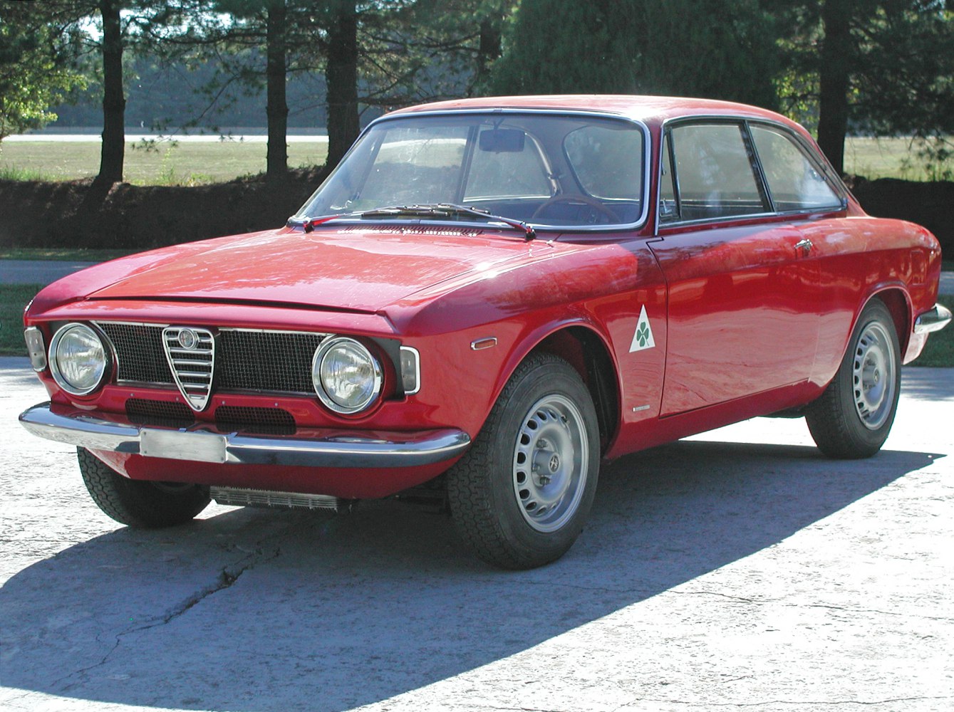 https://totalrenting.es/wp-content/uploads/2022/10/alfa-romeo-gta-coupe-1968-1-3-junior-110-cv-coupe.png
