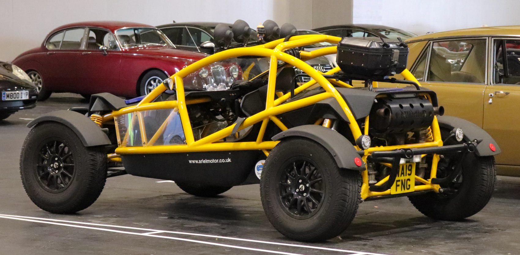 https://totalrenting.es/wp-content/uploads/2022/10/ariel-nomad-2015-2-4-235-cv-suv-1.png
