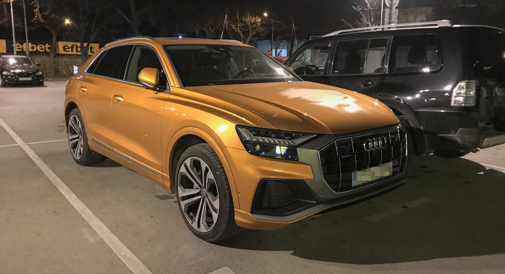 https://totalrenting.es/wp-content/uploads/2022/10/audi-q8-2019-50-tdi-v6-286-cv-quattro-mhev-tiptronic-suv.png