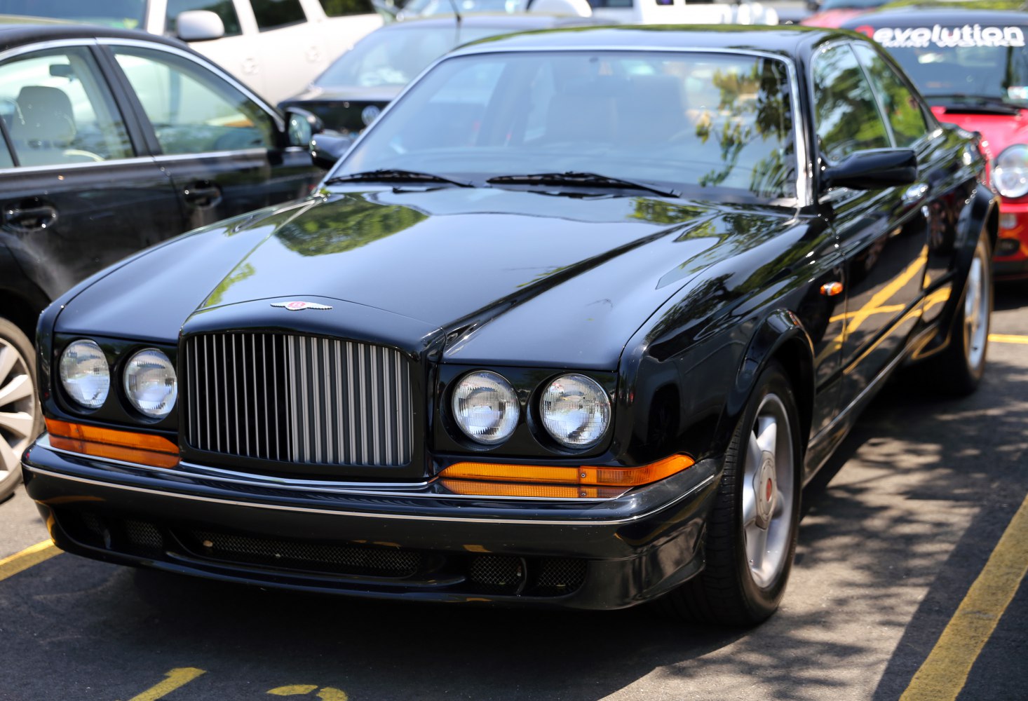 https://totalrenting.es/wp-content/uploads/2022/10/bentley-continental-t-1996-6-8-i-v8-426-cv-coupe-2.png