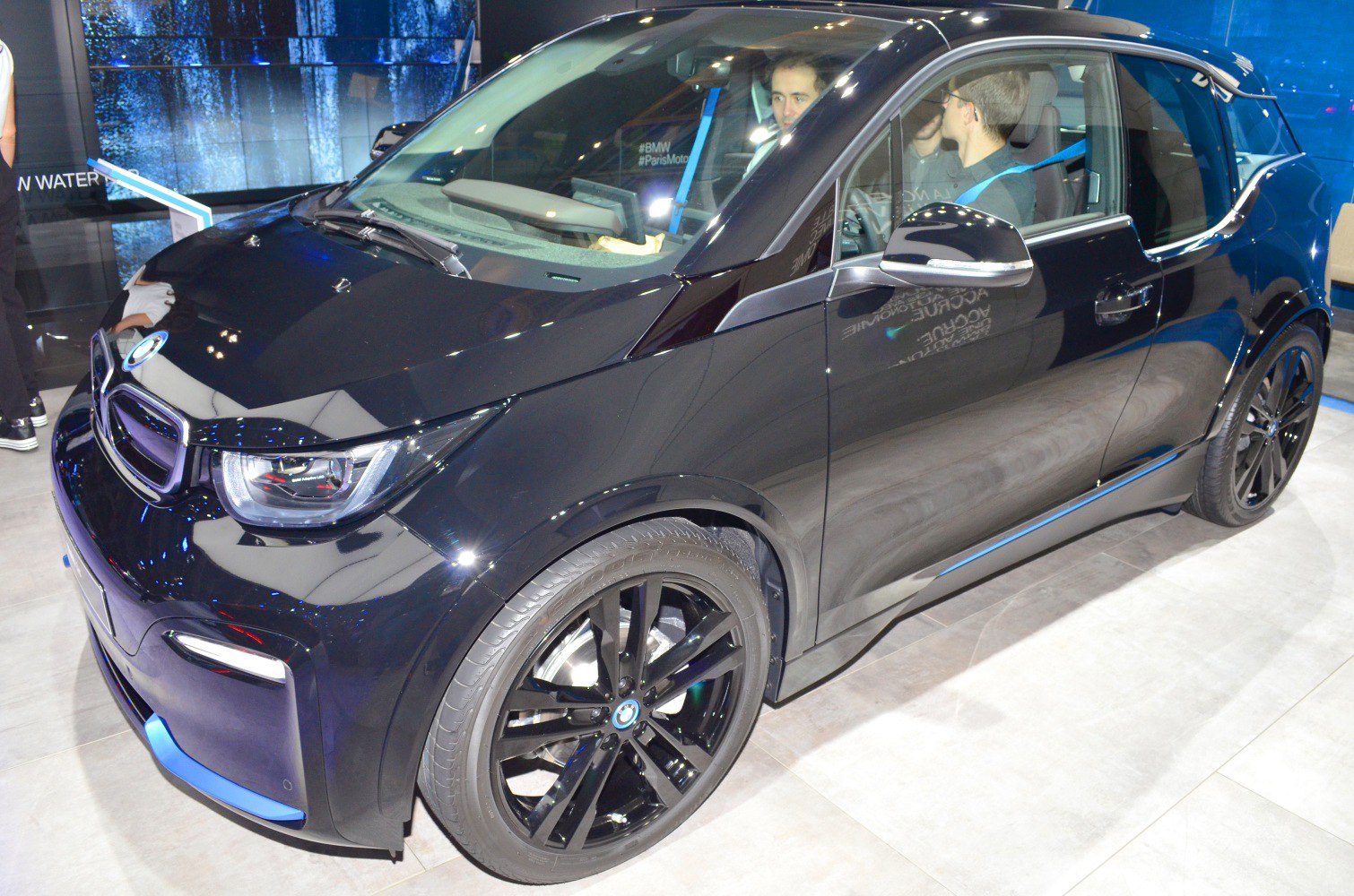 https://totalrenting.es/wp-content/uploads/2022/10/bmw-i3s-2017-33-2-kwh-184-cv-hatchback.png