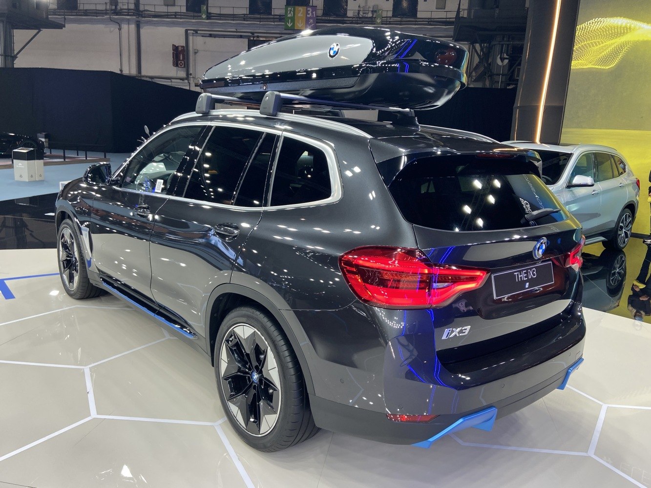 https://totalrenting.es/wp-content/uploads/2022/10/bmw-ix3-g08-2021-80-kwh-286-cv-suv-2.png