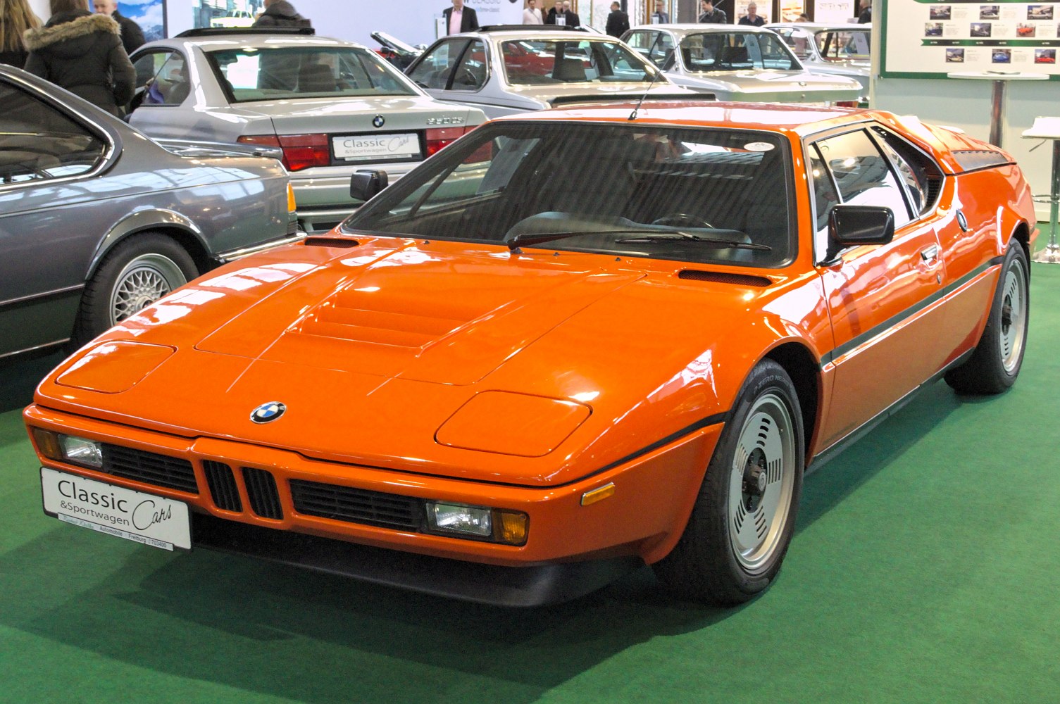 https://totalrenting.es/wp-content/uploads/2022/10/bmw-m1-e26-1978-3-5-277-cv-coupe-1.png