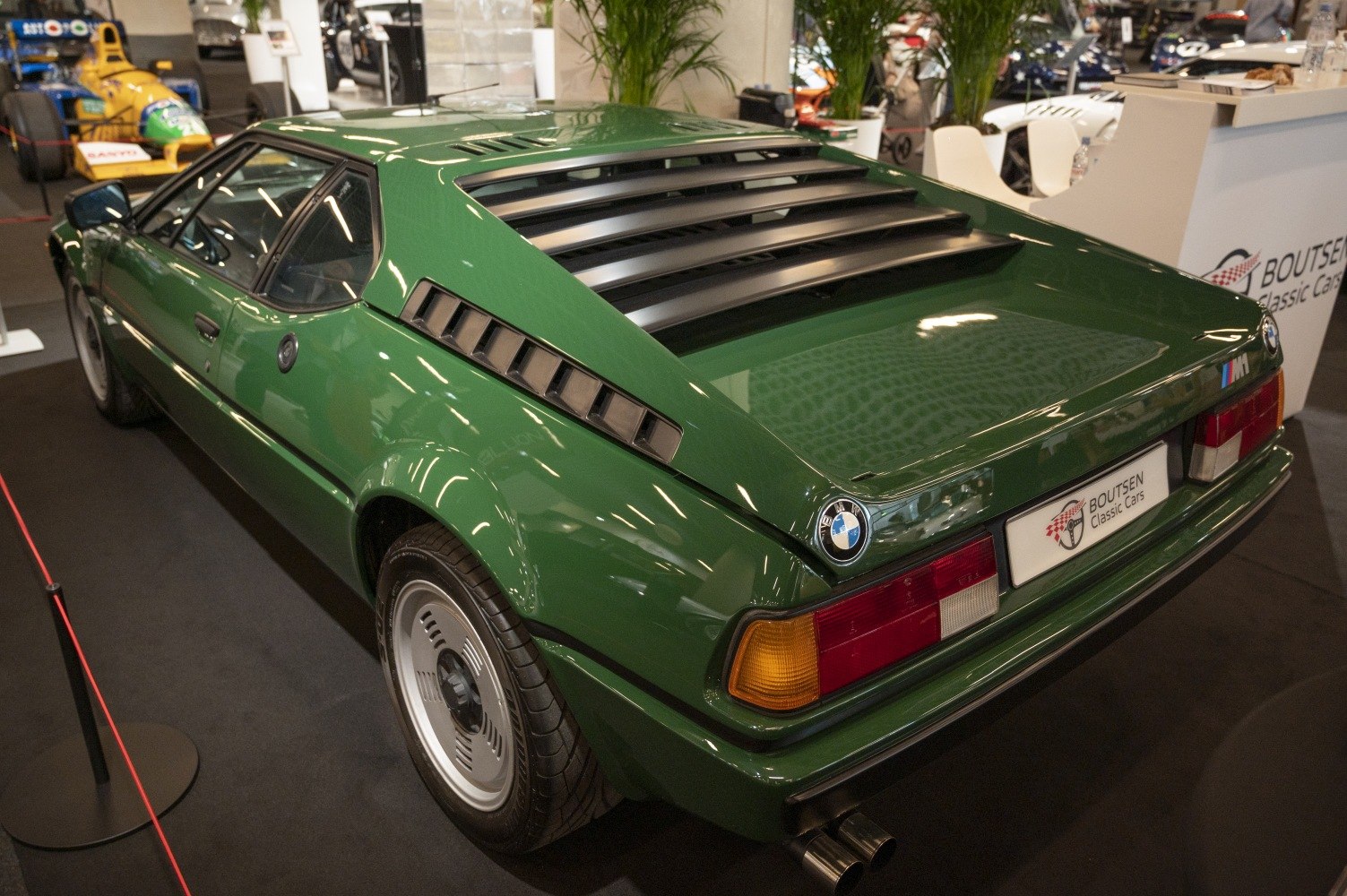 https://totalrenting.es/wp-content/uploads/2022/10/bmw-m1-e26-1978-3-5-277-cv-coupe-26.png