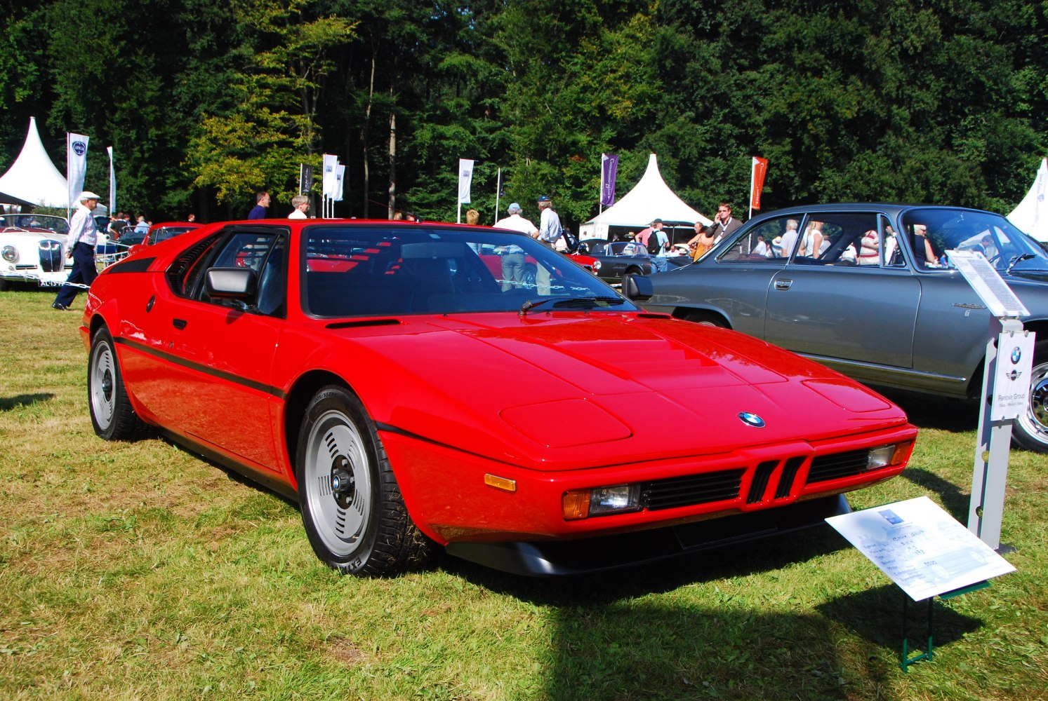 https://totalrenting.es/wp-content/uploads/2022/10/bmw-m1-e26-1978-3-5-277-cv-coupe-5.png