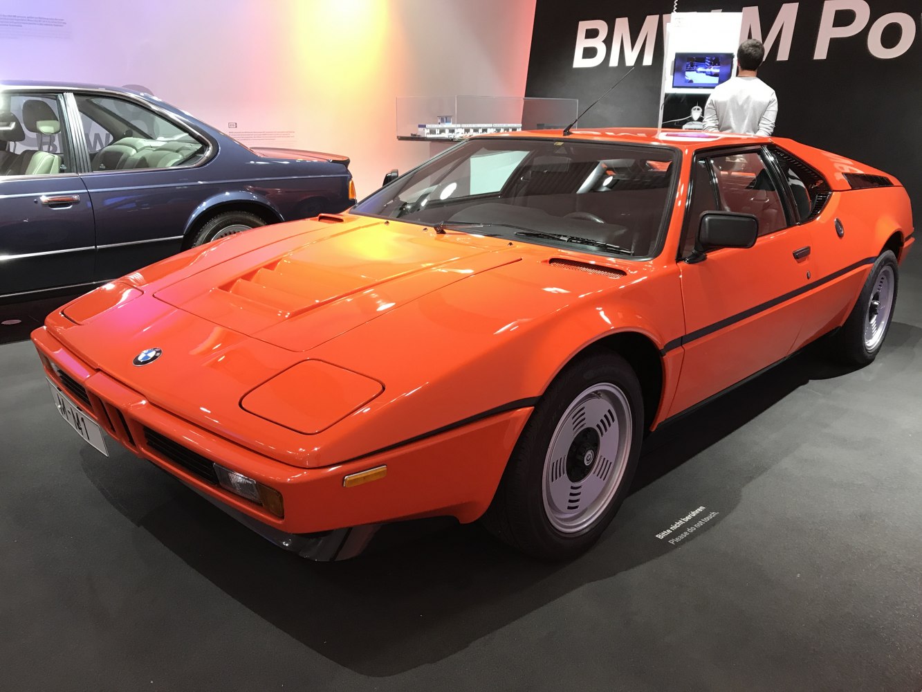 https://totalrenting.es/wp-content/uploads/2022/10/bmw-m1-e26-1978-3-5-277-cv-coupe-8.png