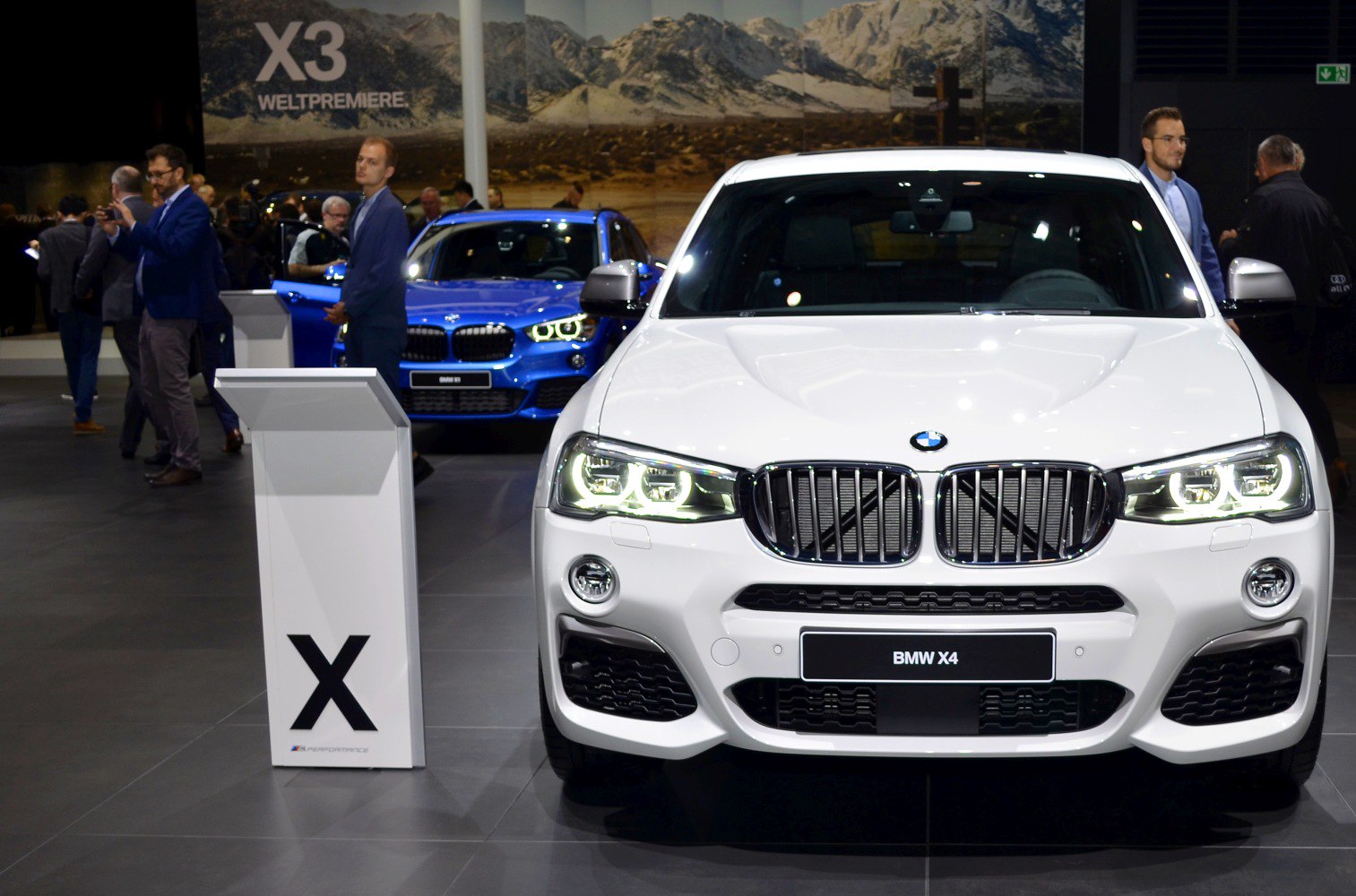 https://totalrenting.es/wp-content/uploads/2022/10/bmw-x4-f26-2014-20d-190-cv-xdrive-sac.png