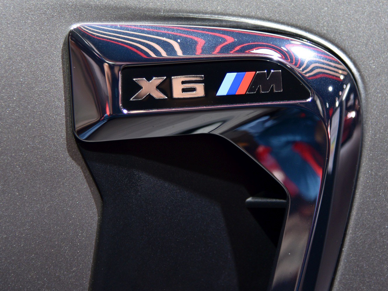 https://totalrenting.es/wp-content/uploads/2022/10/bmw-x6-m-f86-2015-4-4-v8-575-cv-xdrive-steptronic-suv-7.png