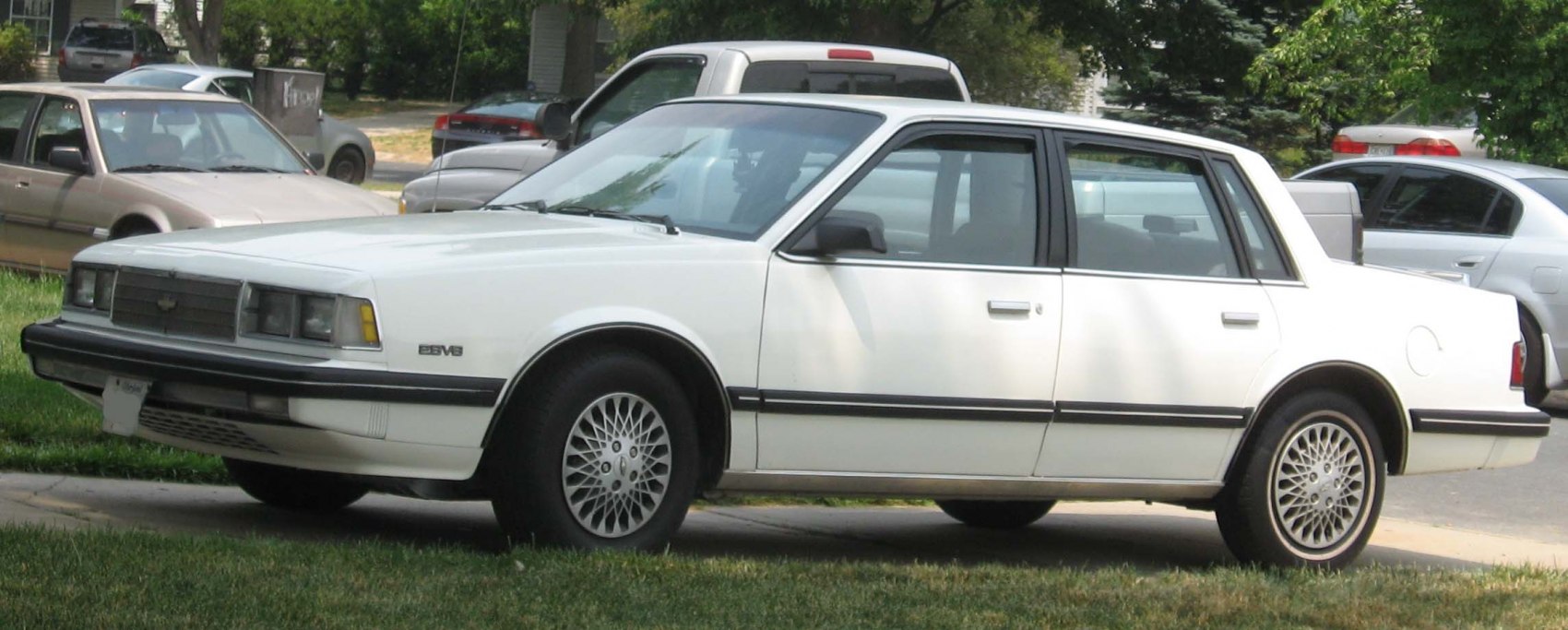 https://totalrenting.es/wp-content/uploads/2022/10/chevrolet-celebrity-1982-2-8-v6-130-cv-berlina.png