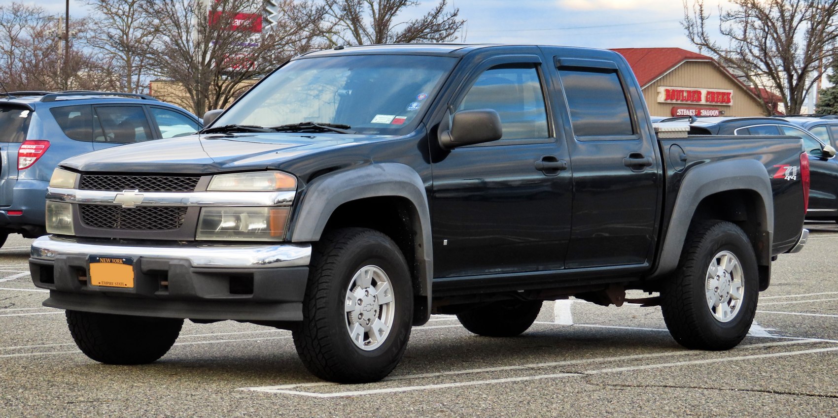 https://totalrenting.es/wp-content/uploads/2022/10/chevrolet-colorado-i-2004-2-8-i-175-cv-pick-up.png