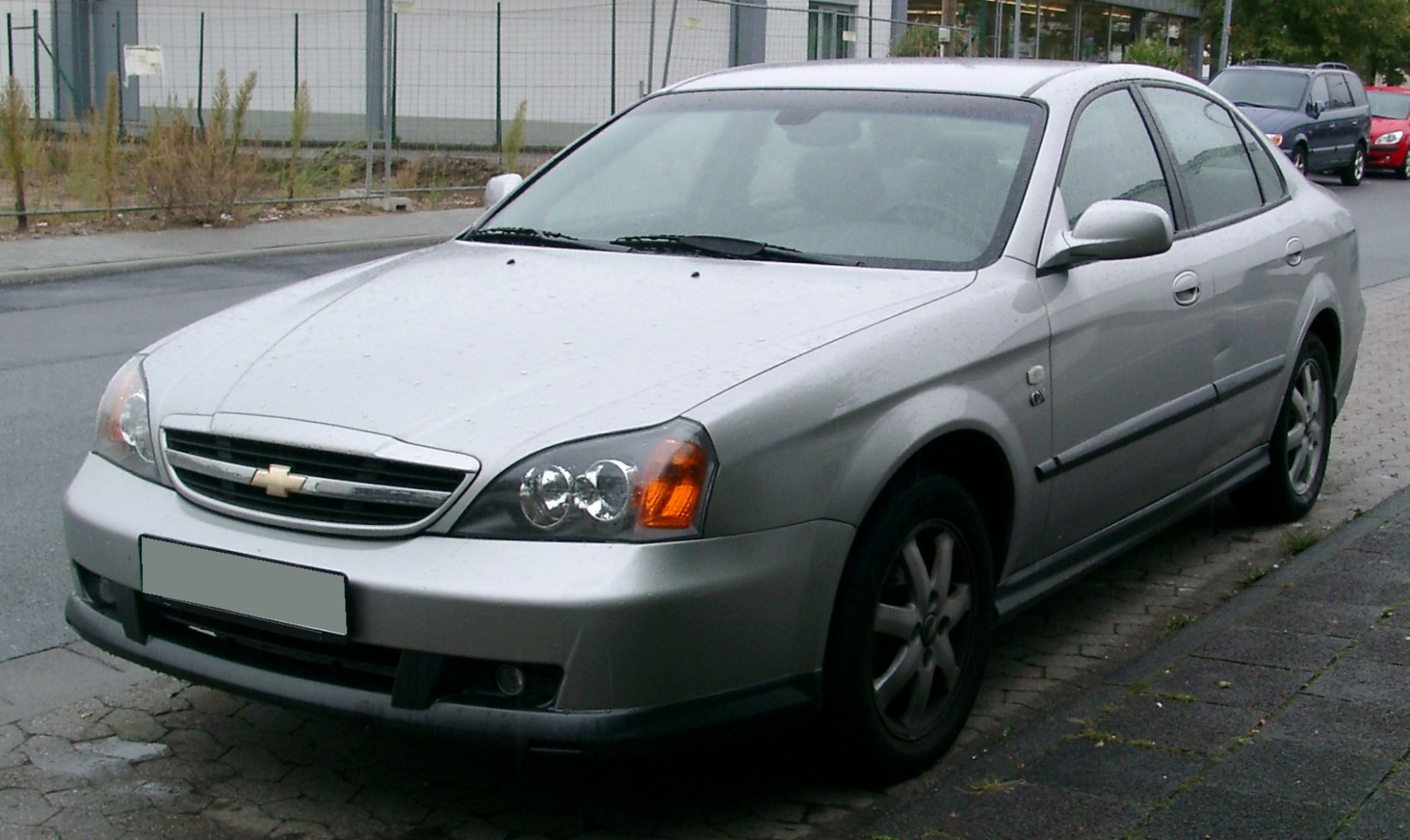 https://totalrenting.es/wp-content/uploads/2022/10/chevrolet-evanda-2004-2-0-i-16v-131-cv-berlina-2.png