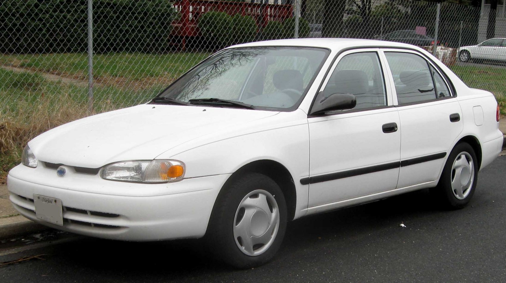 https://totalrenting.es/wp-content/uploads/2022/10/chevrolet-prizm-1998-1-8-i-16v-122-cv-berlina.png