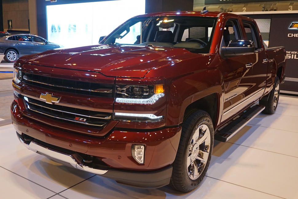 https://totalrenting.es/wp-content/uploads/2022/10/chevrolet-silverado-1500-crew-cab-iii-facelift-2016-standard-box-2016-6-2-v8-ecotec3-420-cv-automatic-pick-up.png