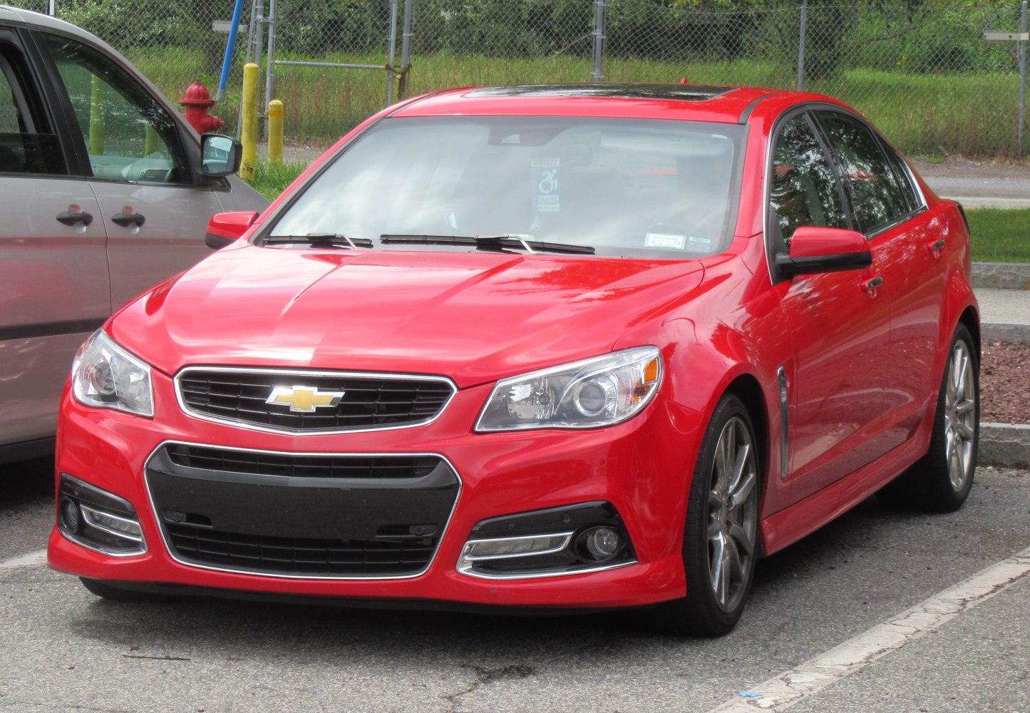 https://totalrenting.es/wp-content/uploads/2022/10/chevrolet-ss-2014-6-2-v8-415-cv-berlina.png