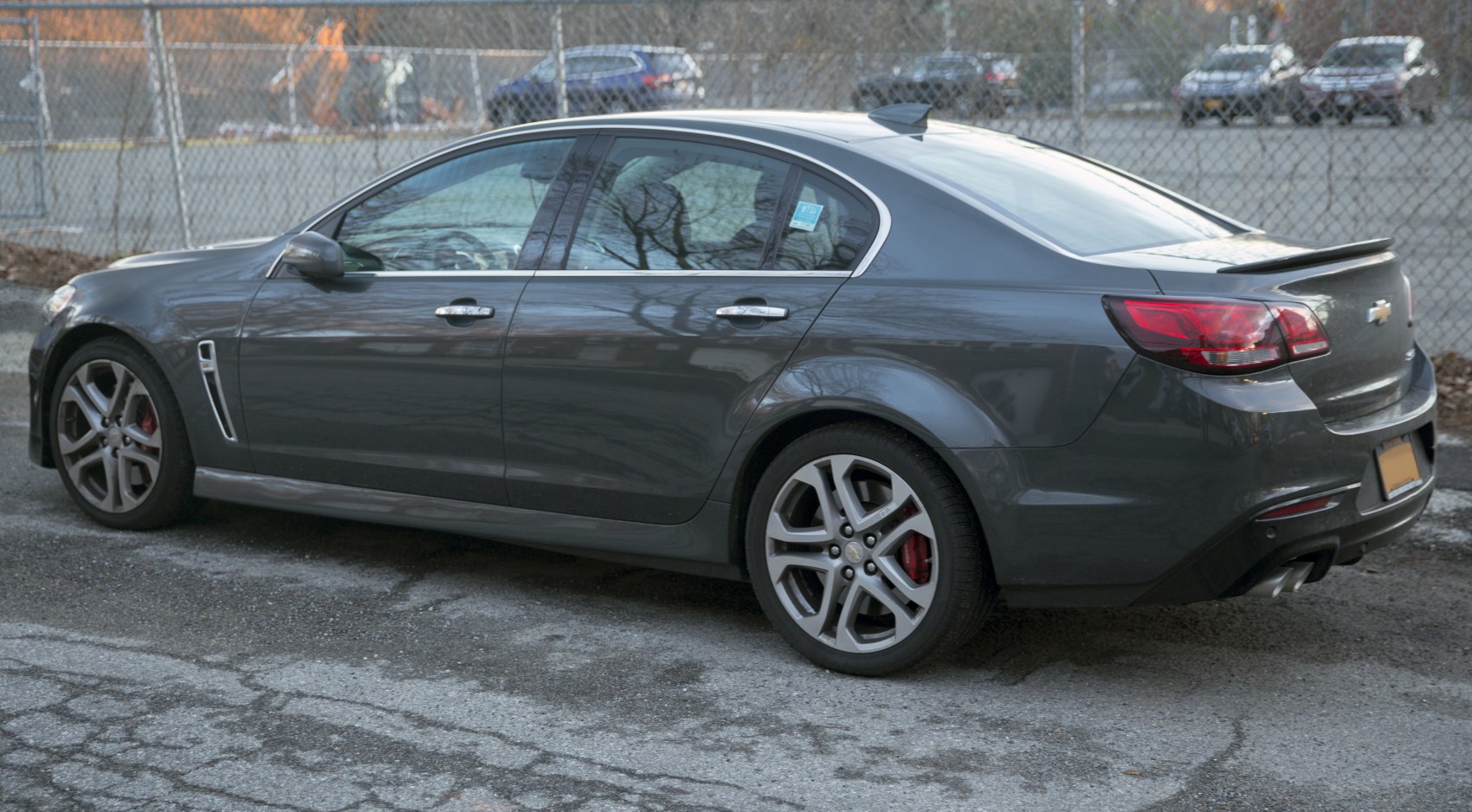 https://totalrenting.es/wp-content/uploads/2022/10/chevrolet-ss-facelift-2016-2016-6-2-v8-415-cv-automatic-berlina-1.png