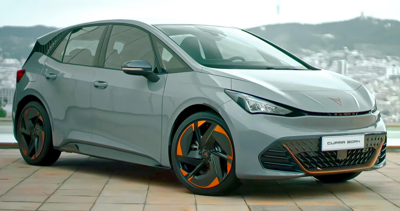 https://totalrenting.es/wp-content/uploads/2022/10/cupra-born-2022-55-kwh-150-cv-hatchback.png