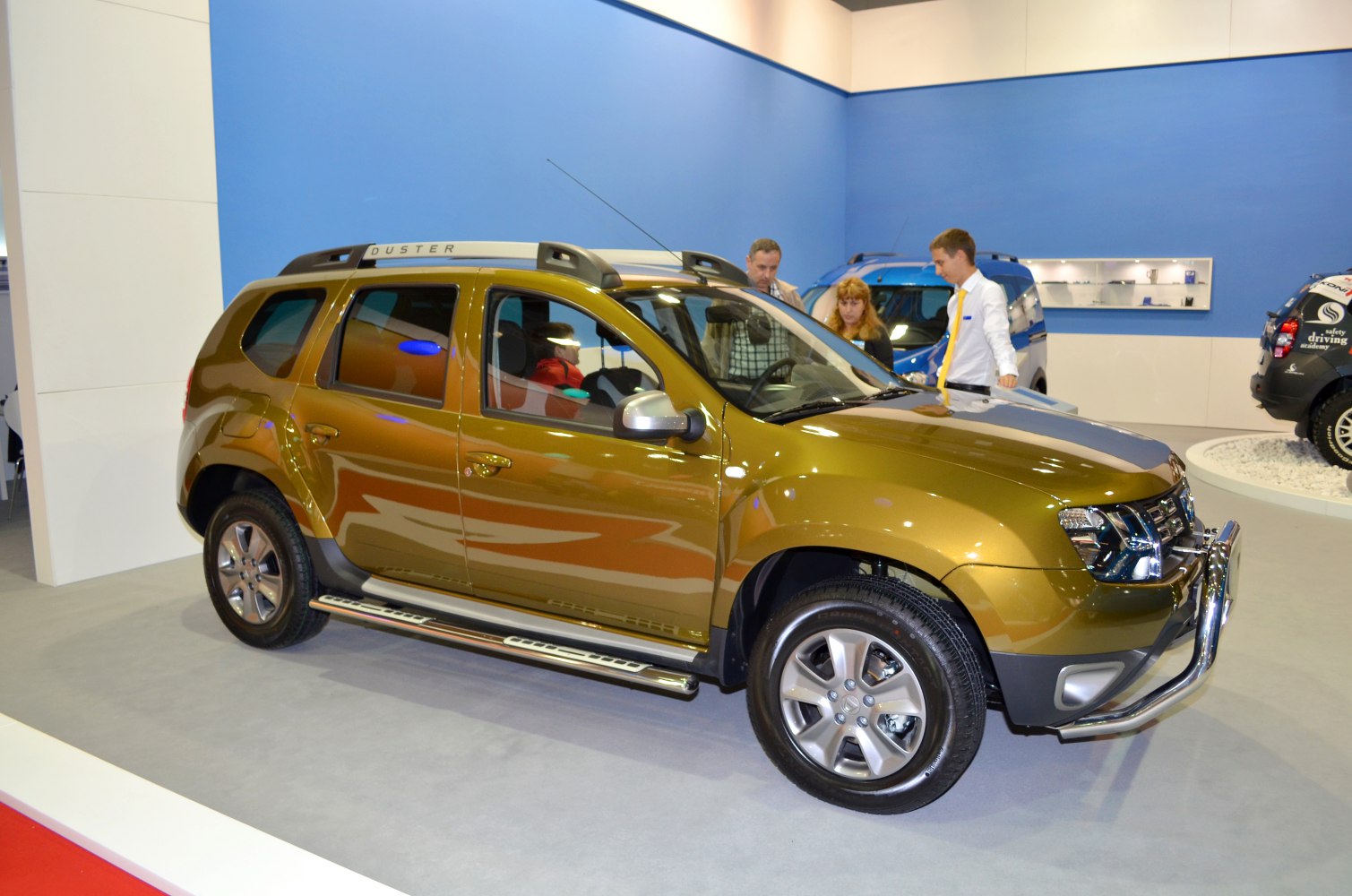 https://totalrenting.es/wp-content/uploads/2022/10/dacia-duster-facelift-2013-2014-1-6-lpg-105-cv-suv.png