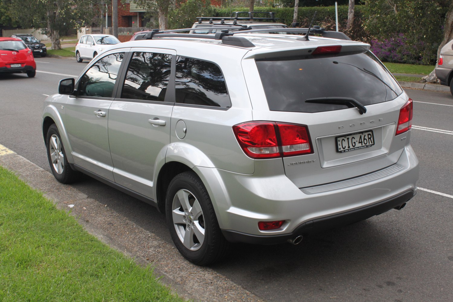 https://totalrenting.es/wp-content/uploads/2022/10/dodge-journey-2009-2-0-td-140-cv-sxt-todoterreno-1.png