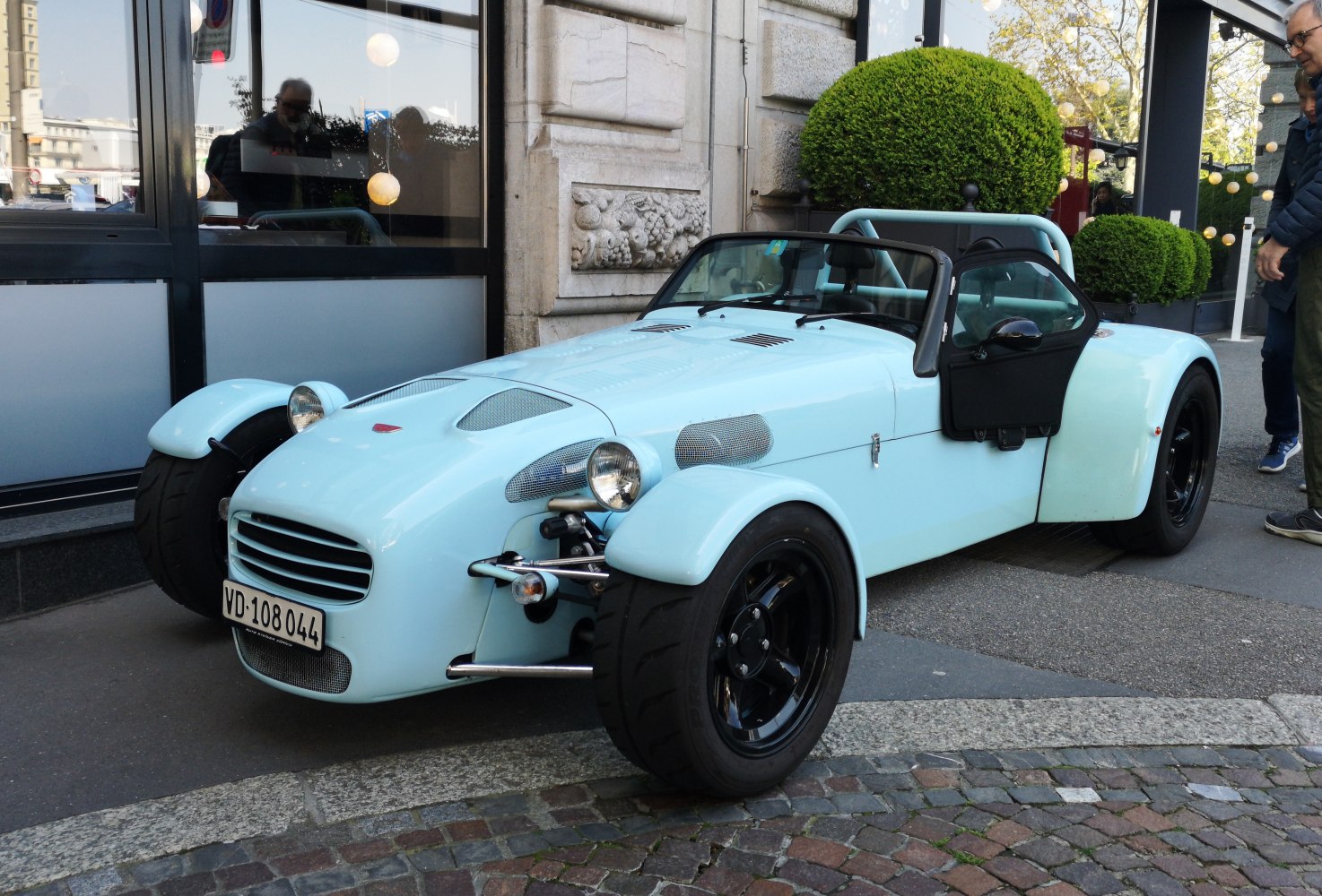 https://totalrenting.es/wp-content/uploads/2022/10/donkervoort-d8-270-rs-2008-rs-1-8-270-cv-roadster.png