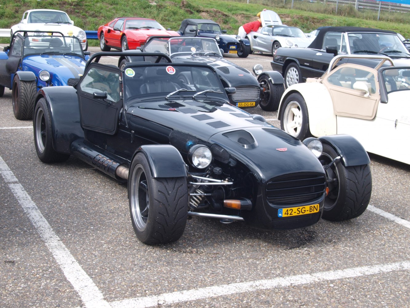 https://totalrenting.es/wp-content/uploads/2022/10/donkervoort-s8-1986-at-170-cv-roadster.png