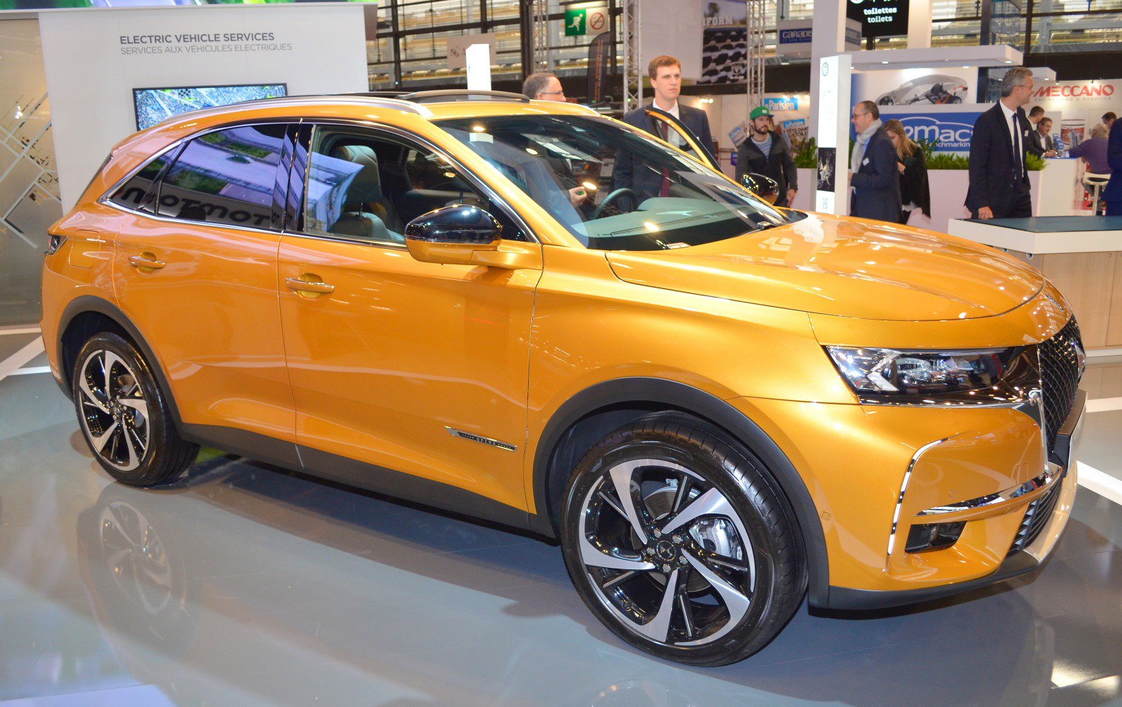 https://totalrenting.es/wp-content/uploads/2022/10/ds-7-crossback-2018-1-6-puretech-225-cv-automatic-suv.png