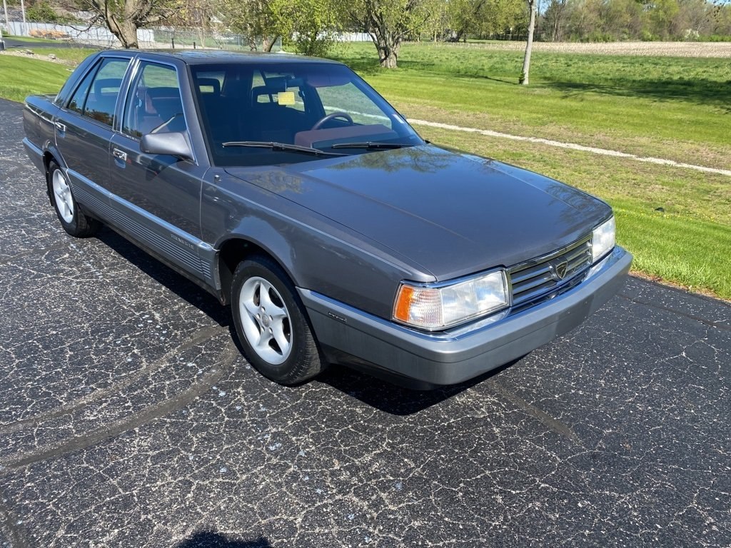 https://totalrenting.es/wp-content/uploads/2022/10/eagle-premier-1988-3-0-i-v6-152-cv-berlina.png
