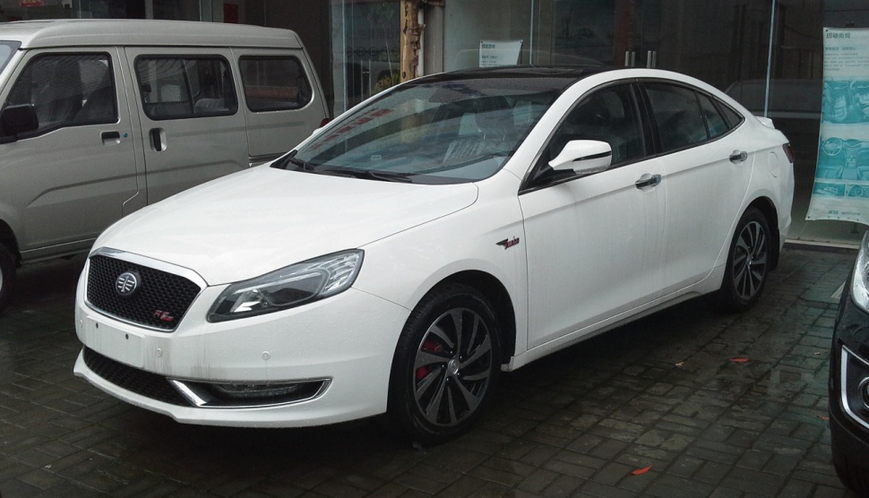 https://totalrenting.es/wp-content/uploads/2022/10/faw-besturn-b70-ii-2014-2-0-147-cv-berlina-5.png