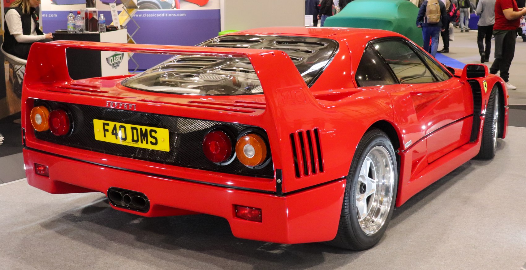 Ferrari F40 | Precios, Ficha técnica, Características