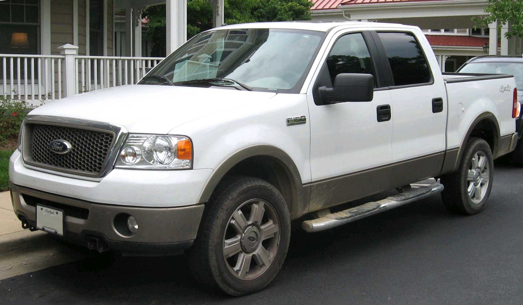 https://totalrenting.es/wp-content/uploads/2022/10/ford-f-series-f-150-xi-supercrew-2004-4-6-v8-triton-231-cv-automatic-pick-up.png