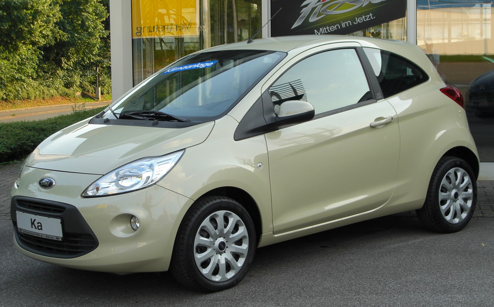 https://totalrenting.es/wp-content/uploads/2022/10/ford-ka-ii-2009-1-2-69-cv-hatchback.png
