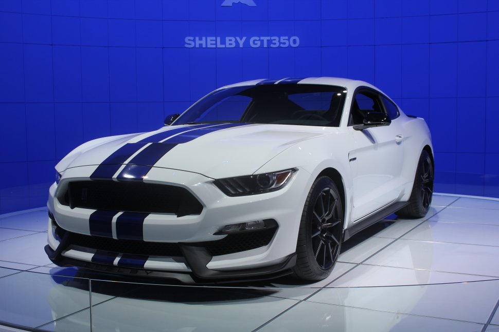 https://totalrenting.es/wp-content/uploads/2022/10/ford-shelby-iii-2016-gt-350-5-2-533-cv-coupe.png