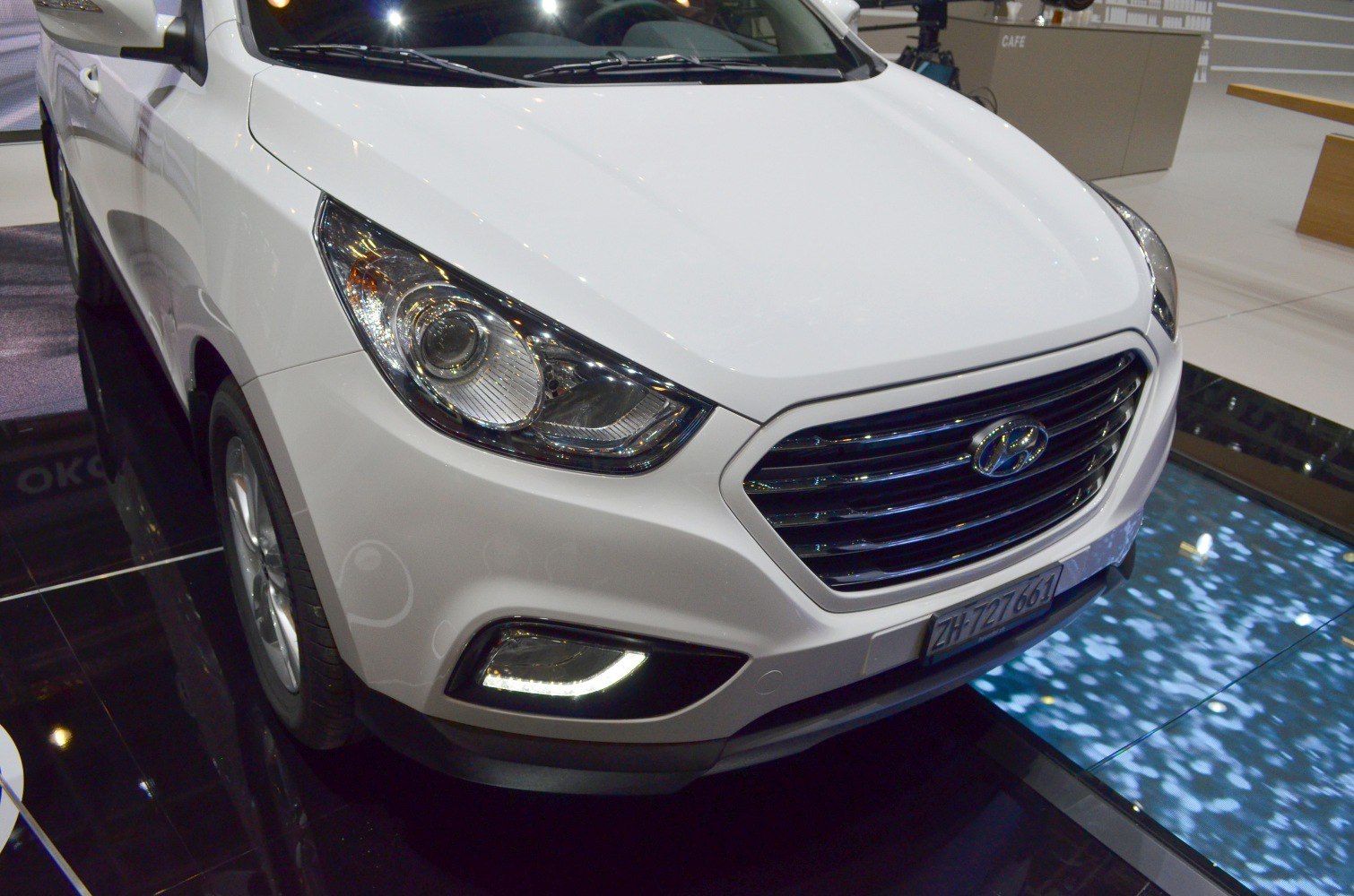 https://totalrenting.es/wp-content/uploads/2022/10/hyundai-ix35-fcev-2013-136-cv-fuel-cell-automatic-suv-5.png
