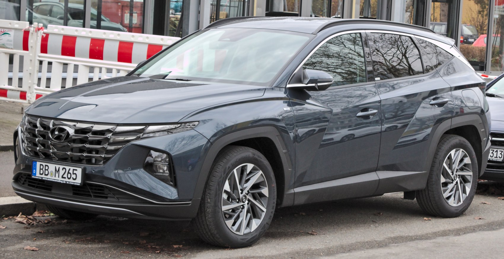 https://totalrenting.es/wp-content/uploads/2022/10/hyundai-tucson-iv-2021-2-5-smartstream-187-cv-automatic-suv.png