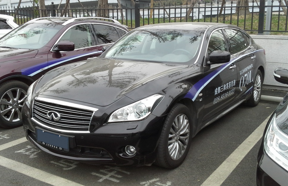 https://totalrenting.es/wp-content/uploads/2022/10/infiniti-q70l-facelift-2015-2015-3-7-v6-330-cv-automatic-berlina.png