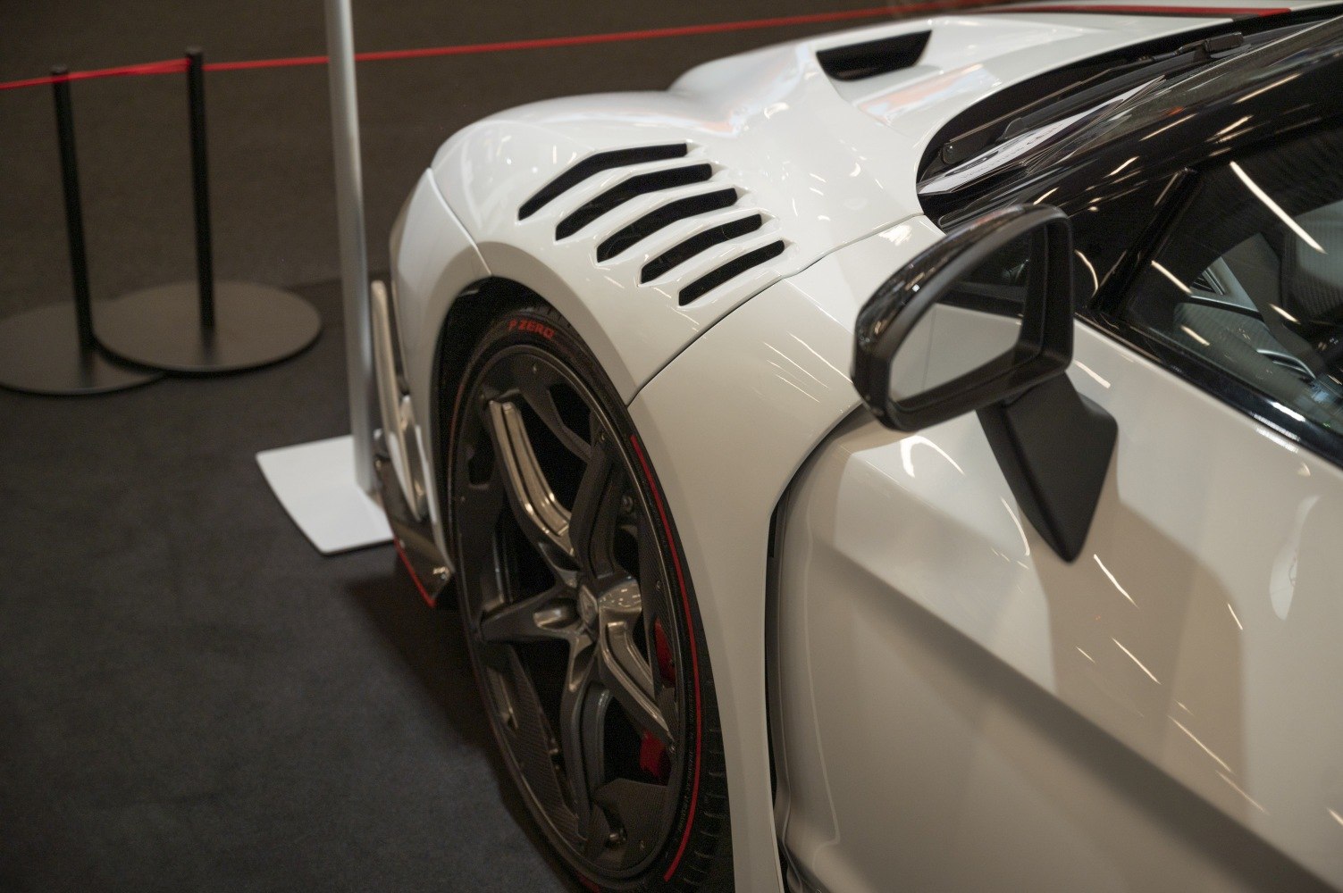 https://totalrenting.es/wp-content/uploads/2022/10/italdesign-zerouno-2018-5-2-v10-610-cv-4wd-automatic-coupe-29.png