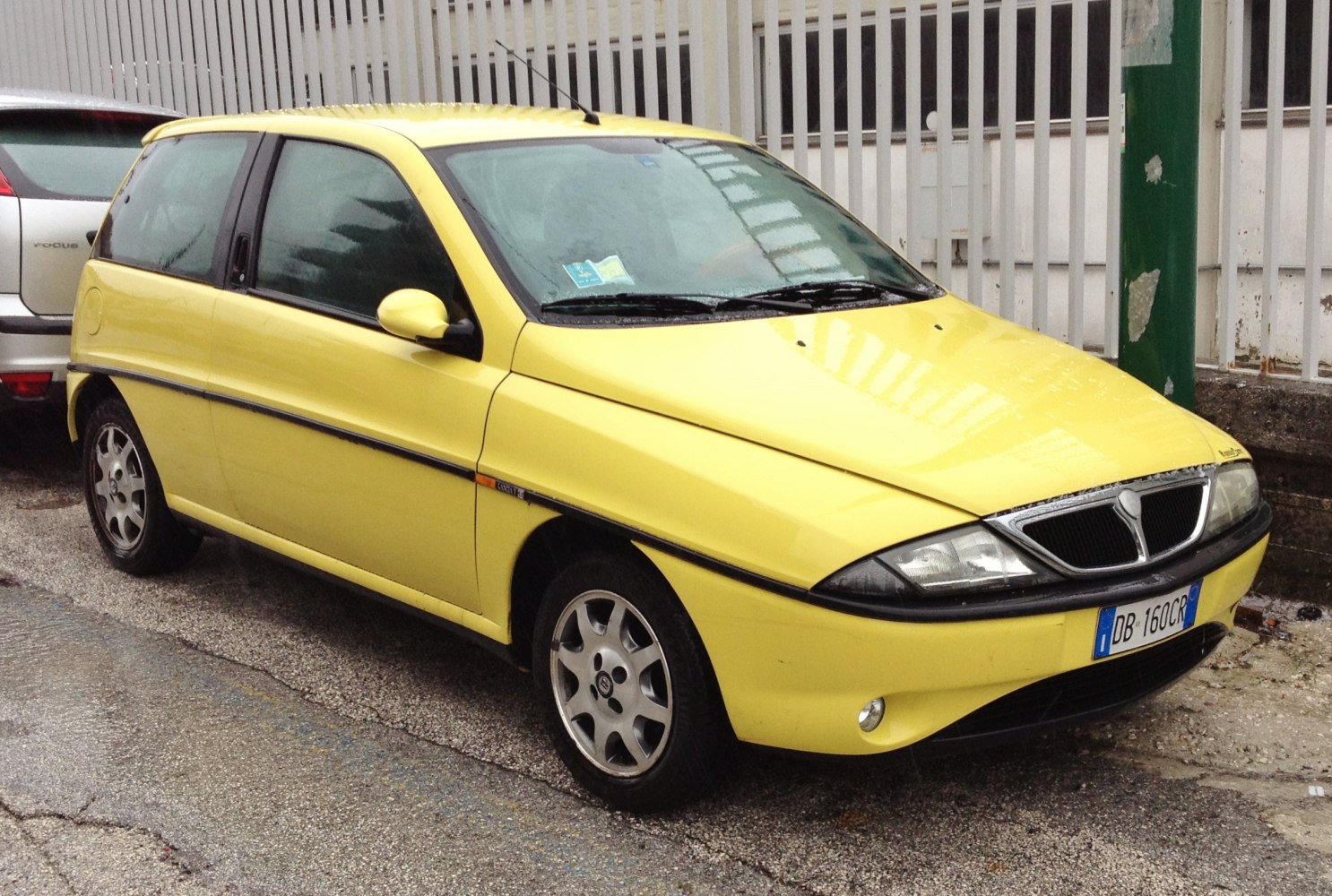 Lancia Ypsilon  Precios, Ficha técnica, Características