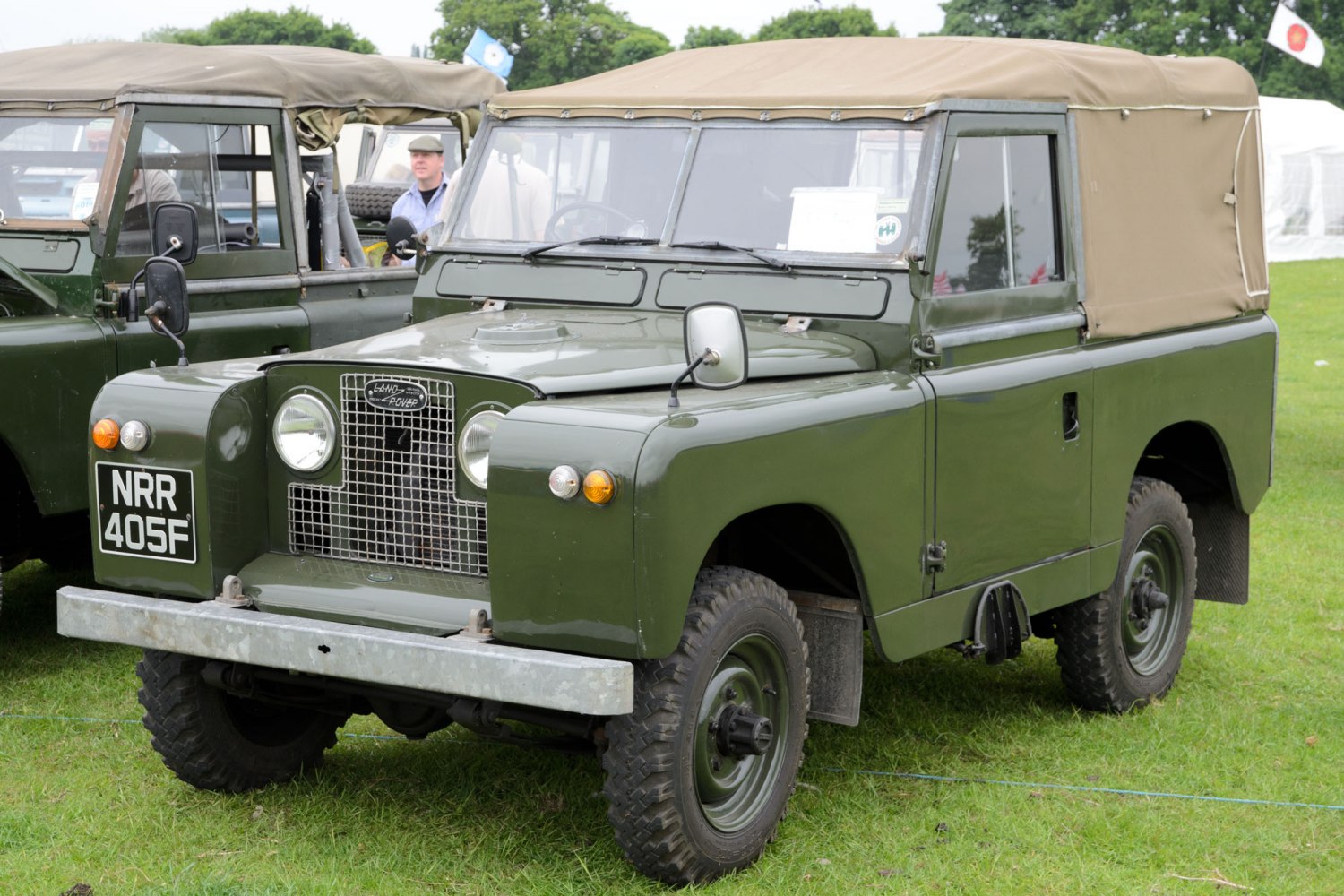 https://totalrenting.es/wp-content/uploads/2022/10/land-rover-series-iia-1962-2-3-lr-88-op-lr-109-op-69-cv-todoterreno.png