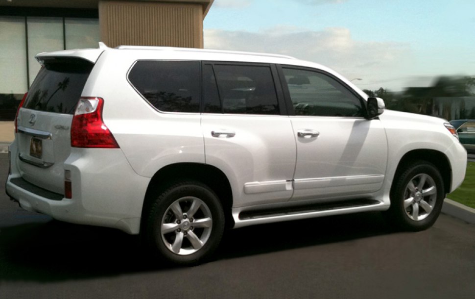 https://totalrenting.es/wp-content/uploads/2022/10/lexus-gx-j150-2009-460-v8-301-cv-awd-automatic-todoterreno-2.png