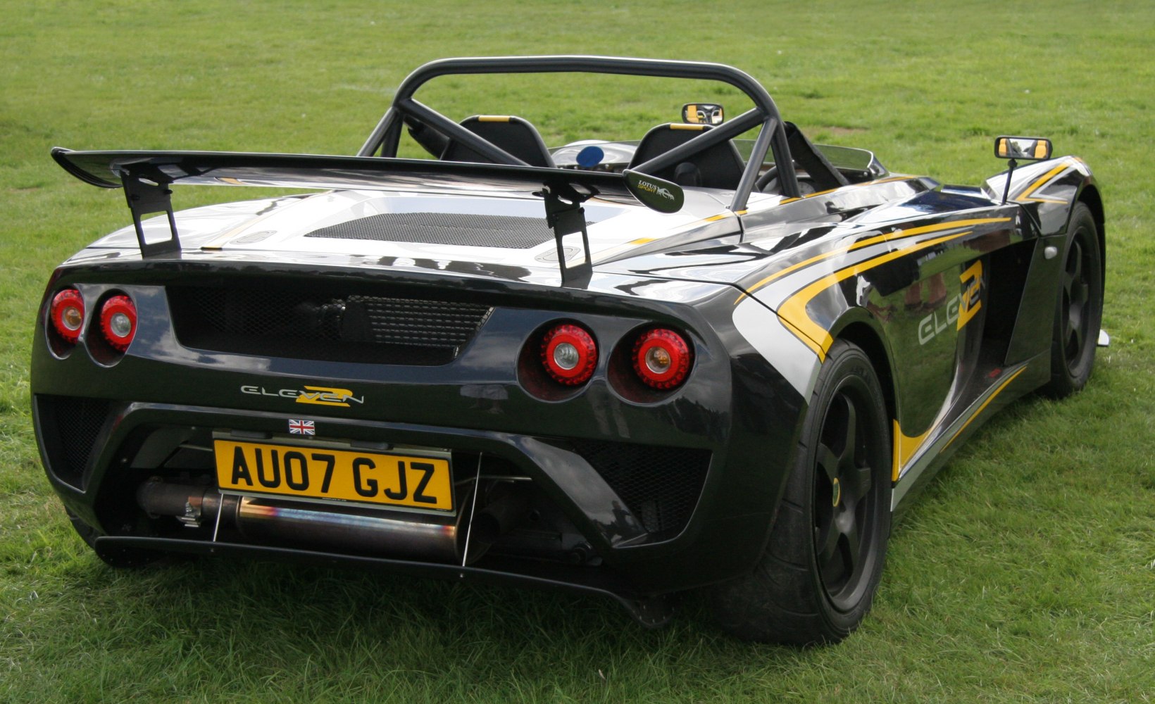 https://totalrenting.es/wp-content/uploads/2022/10/lotus-2-eleven-2007-1-8-255-cv-roadster-1.png