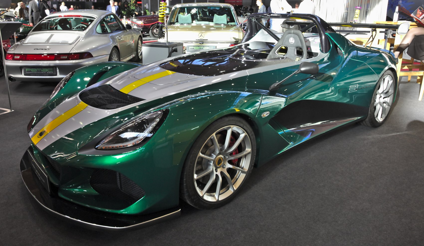 https://totalrenting.es/wp-content/uploads/2022/10/lotus-3-eleven-2016-road-3-5-v6-416-cv-roadster.png