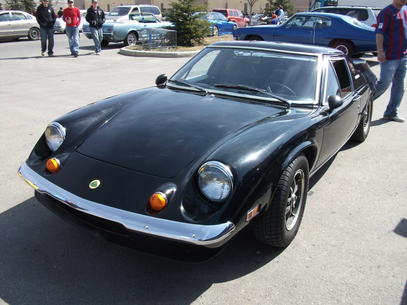 https://totalrenting.es/wp-content/uploads/2022/10/lotus-europa-1971-1-6-106-cv-coupe-1.png